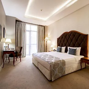 Hotel Sapphire