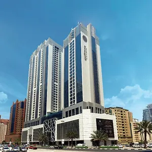 ***** Hotel Pullman Emiratos Árabes Unidos