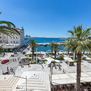 **** Pensión Riva Palace Croacia